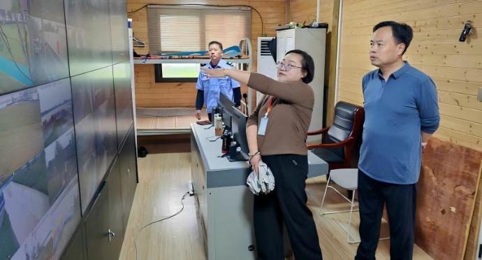 史慶超督導檢查國慶中秋期間安全生產、市場保供及值班值守工作